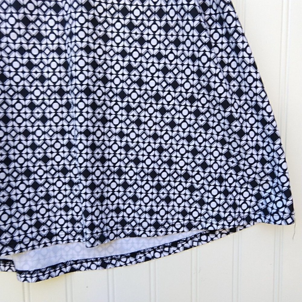 Title Nine Foldover Skirt Size XL Black White Print Short Stretch Active Workout - Picture 4 of 8